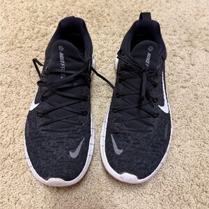 Men’s Nike Free size 8.5